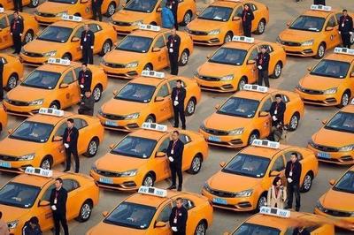 西安出租車新規(guī)落地 4月1日起正式實(shí)施 小微型客車租賃經(jīng)營服務(wù)納入規(guī)范管理